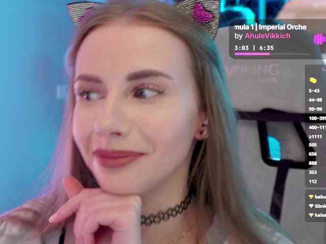 VikkiExtraCheese webcam