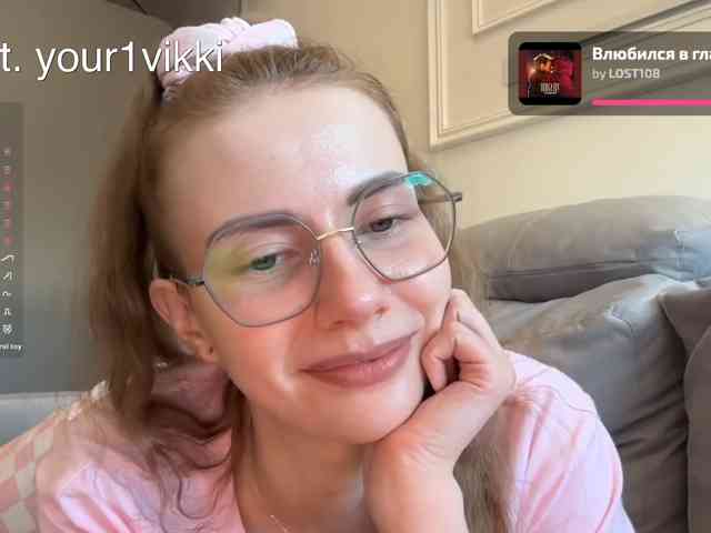 VikkiExtraCheese