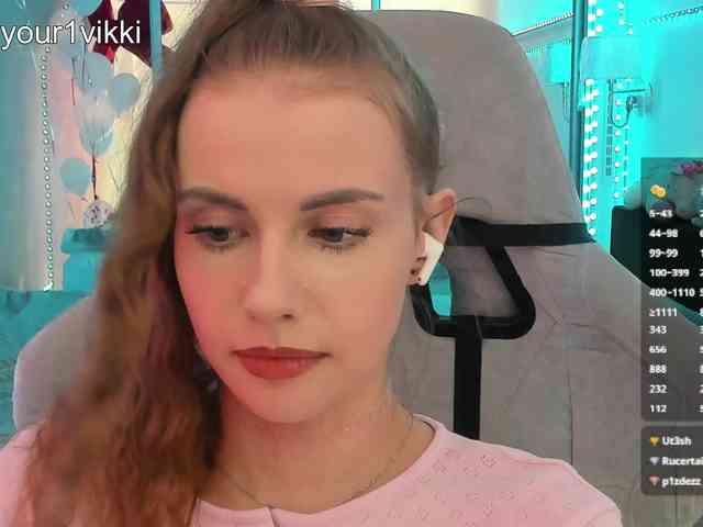 VikkiExtraCheese webcam
