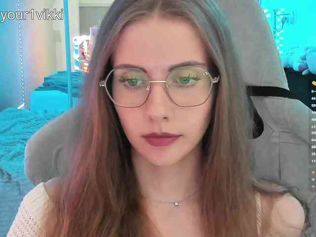 VikkiExtraCheese webcam