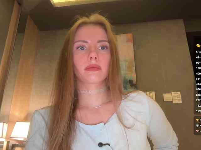 VikkiExtraCheese webcam