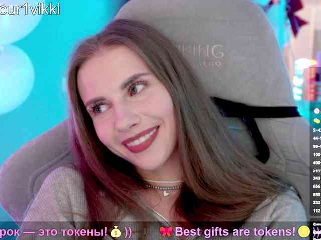 VikkiExtraCheese webcam