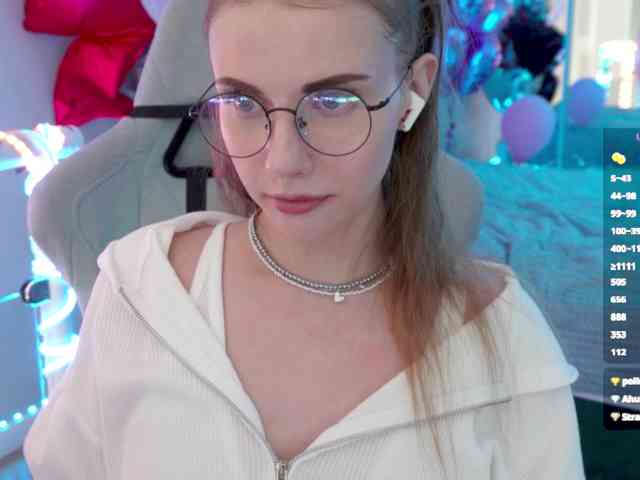 VikkiExtraCheese
