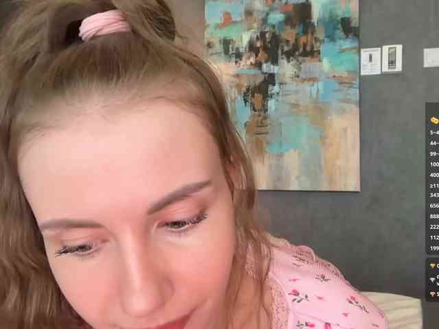 VikkiExtraCheese webcam