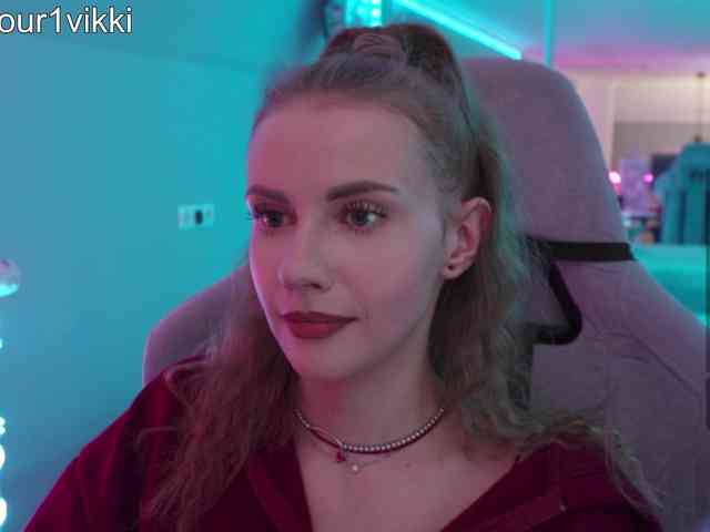 VikkiExtraCheese webcam
