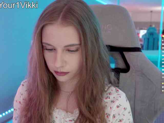 VikkiExtraCheese webcam