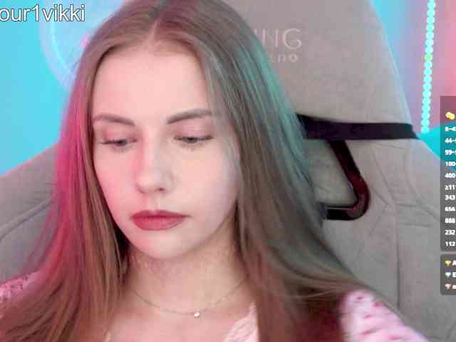 VikkiExtraCheese webcam