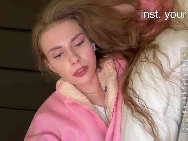 -VikkiL0vesCheese- Sex Cam Show