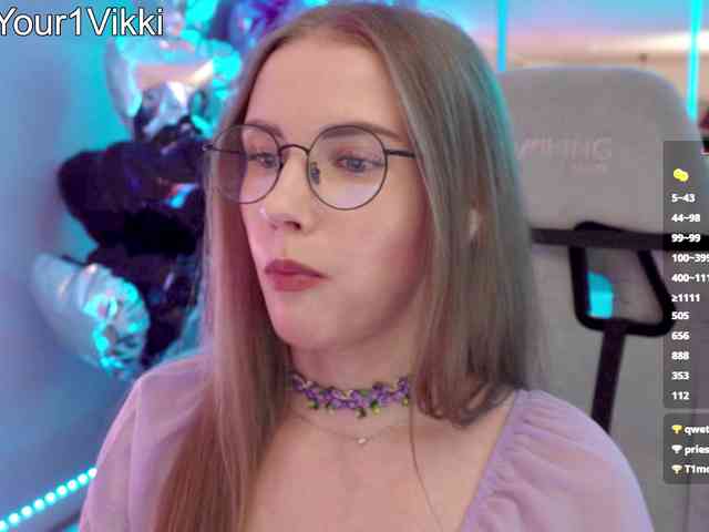 VikkiExtraCheese webcam