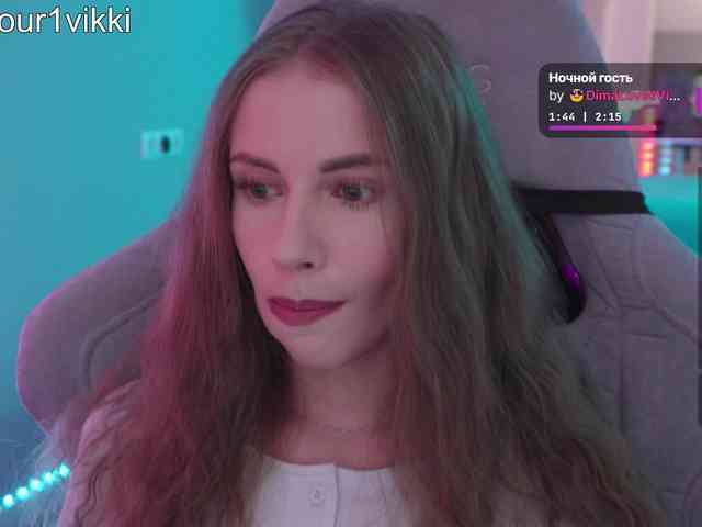 -VikkiL0vesCheese-