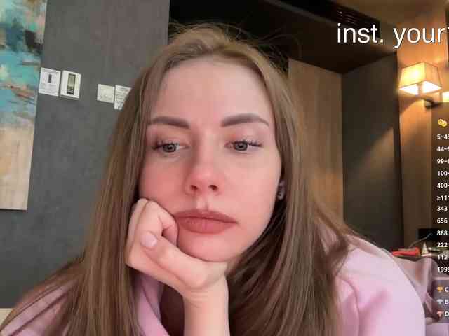 VikkiExtraCheese webcam