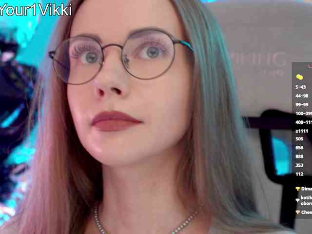 VikkiExtraCheese webcam
