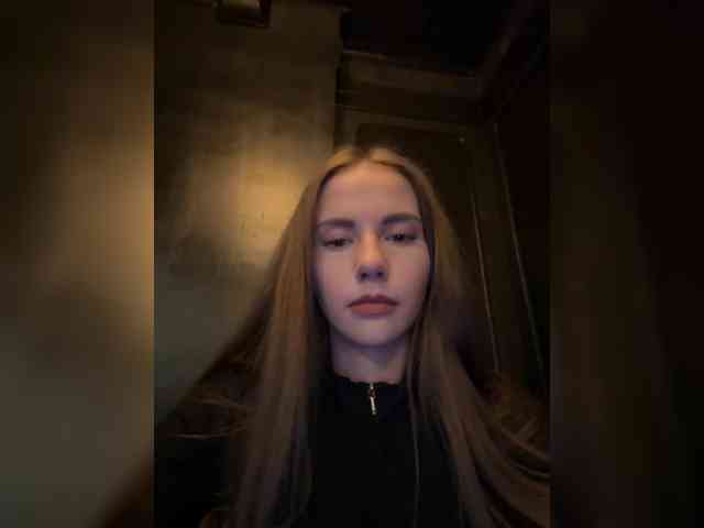 VikkiExtraCheese webcam