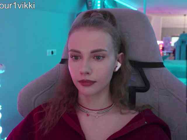 VikkiExtraCheese webcam
