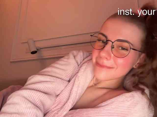 VikkiExtraCheese
