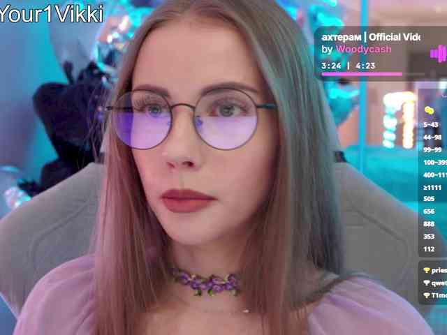 VikkiExtraCheese
