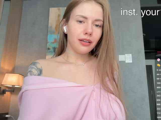 VikkiExtraCheese webcam