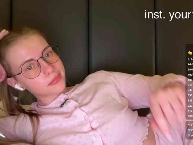 VikkiExtraCheese