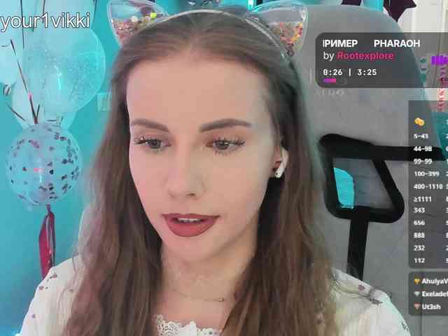 VikkiExtraCheese webcam