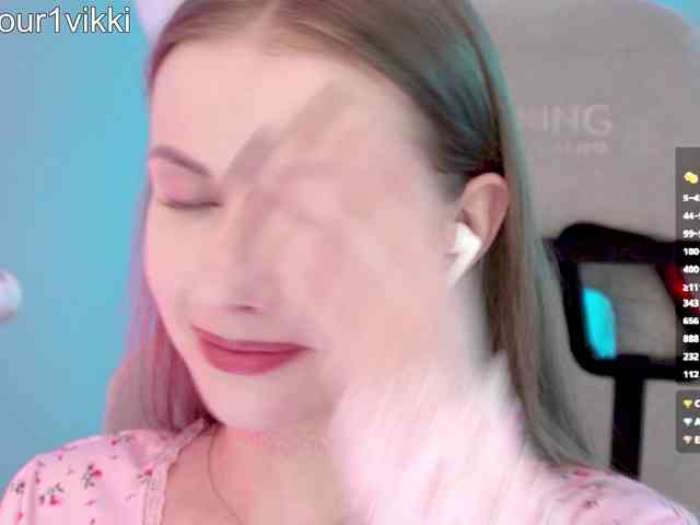 VikkiExtraCheese webcam