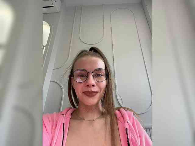 VikkiExtraCheese webcam