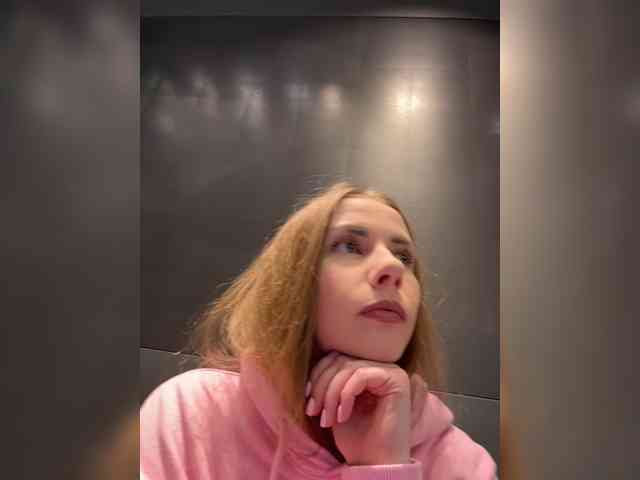 VikkiExtraCheese
