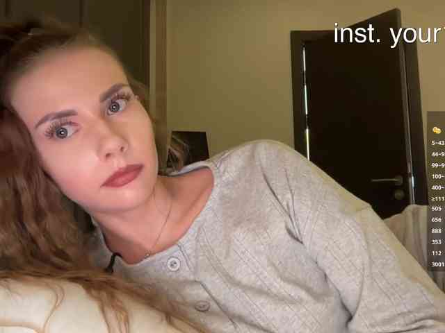 Модель: VikkiExtraCheese