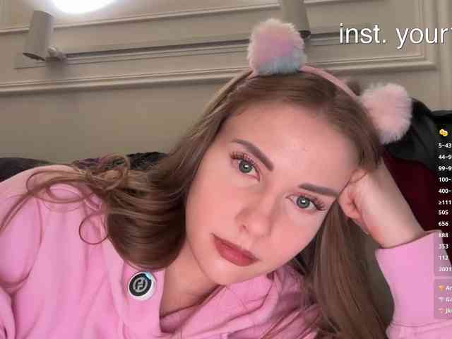 VikkiExtraCheese