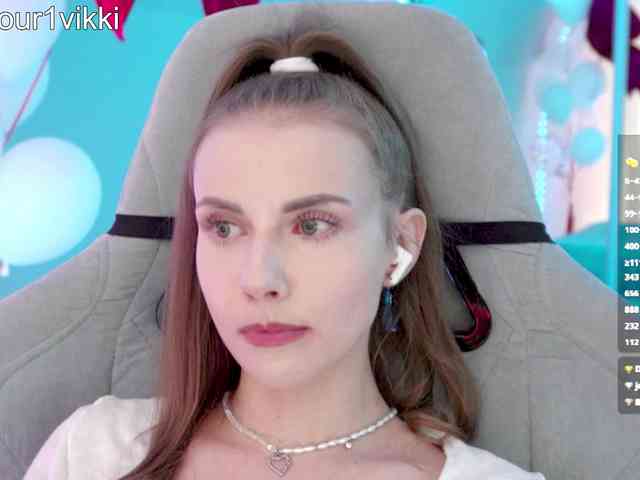 VikkiExtraCheese webcam