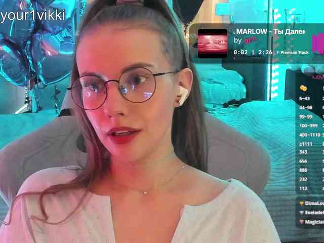 Модель: VikkiExtraCheese