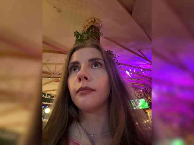 VikkiExtraCheese webcam