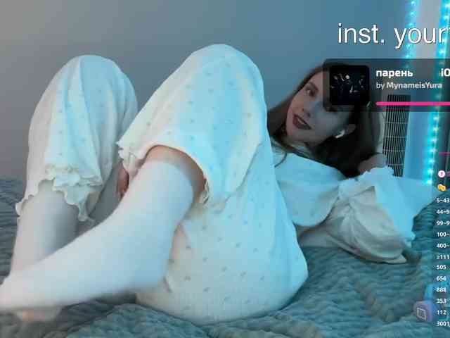 VikkiExtraCheese webcam