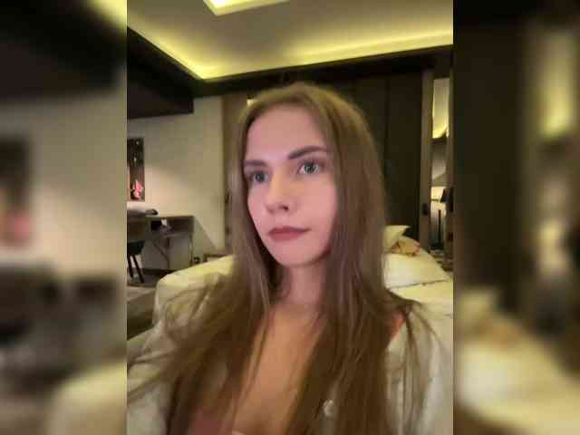 -VikkiL0vesCheese- Sex Cam Show