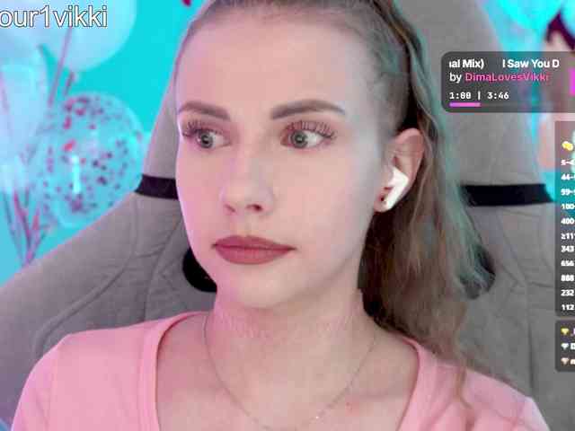 VikkiExtraCheese webcam
