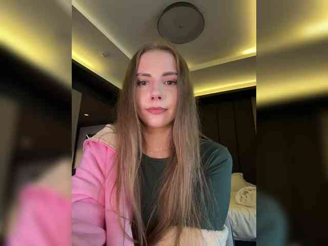 VikkiExtraCheese webcam