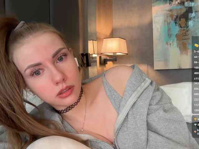 VikkiExtraCheese webcam