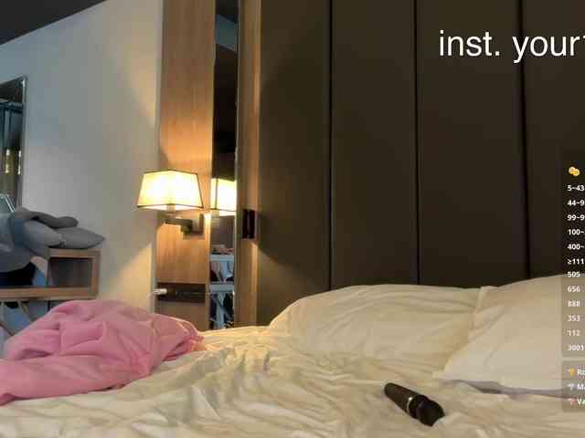 -VikkiL0vesCheese- Sex Cam Show