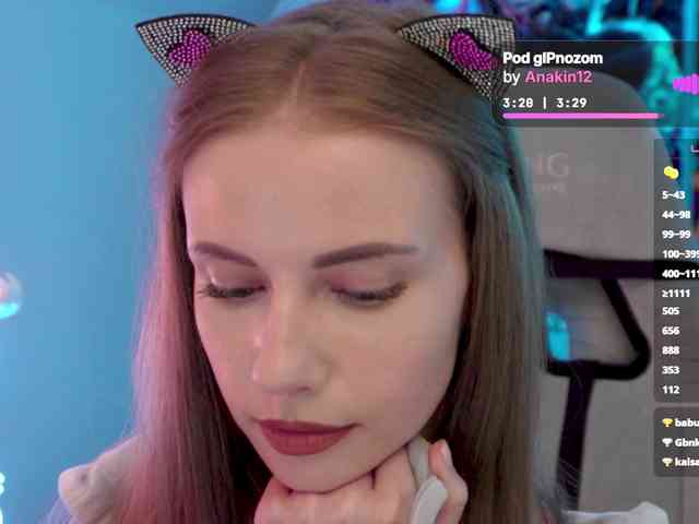 VikkiExtraCheese