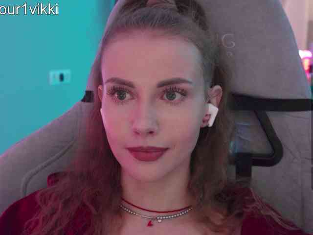VikkiExtraCheese webcam