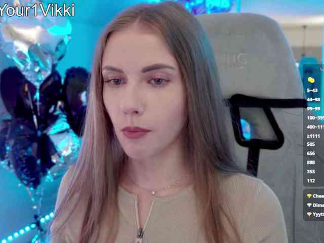 VikkiExtraCheese webcam