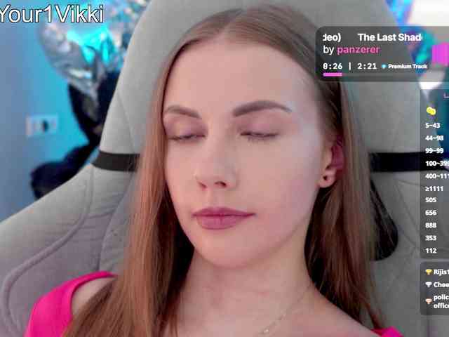 VikkiExtraCheese webcam