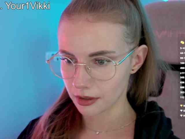 VikkiExtraCheese webcam