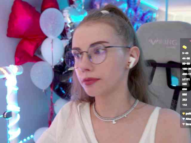 VikkiExtraCheese