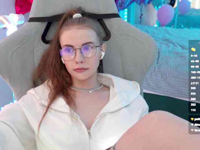 VikkiExtraCheese