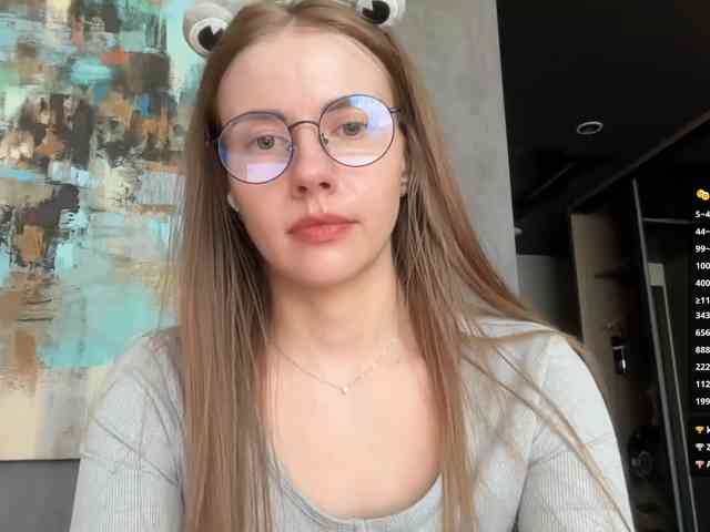 VikkiExtraCheese webcam