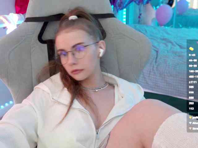 VikkiExtraCheese
