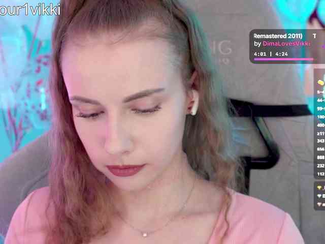 VikkiExtraCheese webcam