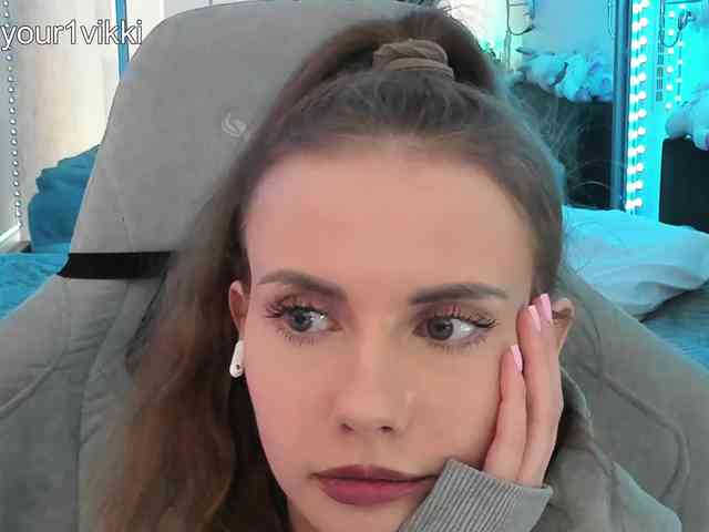 VikkiExtraCheese