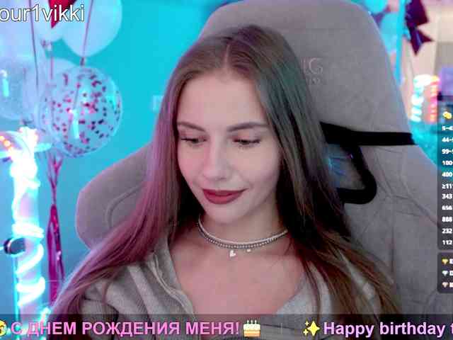 VikkiExtraCheese webcam