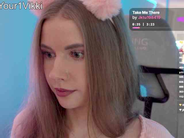 VikkiExtraCheese webcam